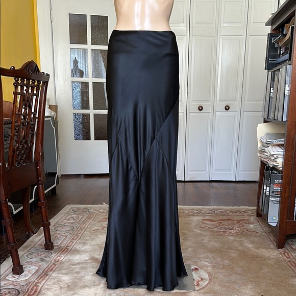 Ralph Lauren Purple Label Black Silk Satin Maxi Skirt Size 8 - Picture 2 of 16